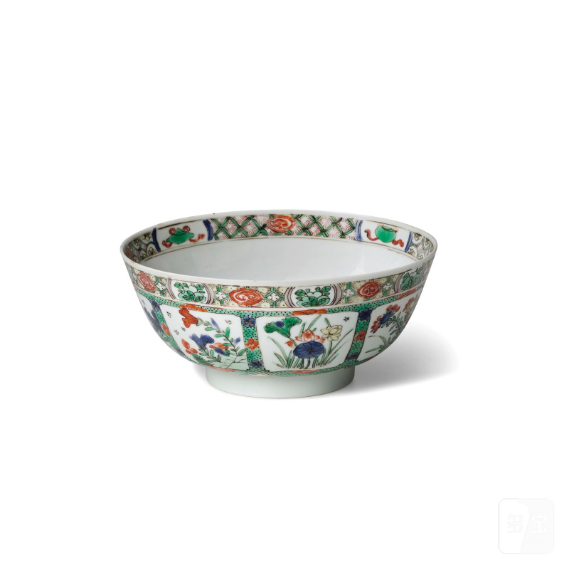 清康熙 五彩開光花果紋碗 | A FAMILLE-VERTE 'FRUIT AND FLOWER' BOWL - 图4